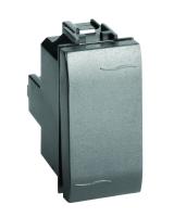 ДКС 77001N Модуль выключателя 1-клавишного (механизм + клавиша), 1М, 16А, 250В, IP20, установочный размер 43.0х21.5 мм, черный RAL 7016, серия "Brava"